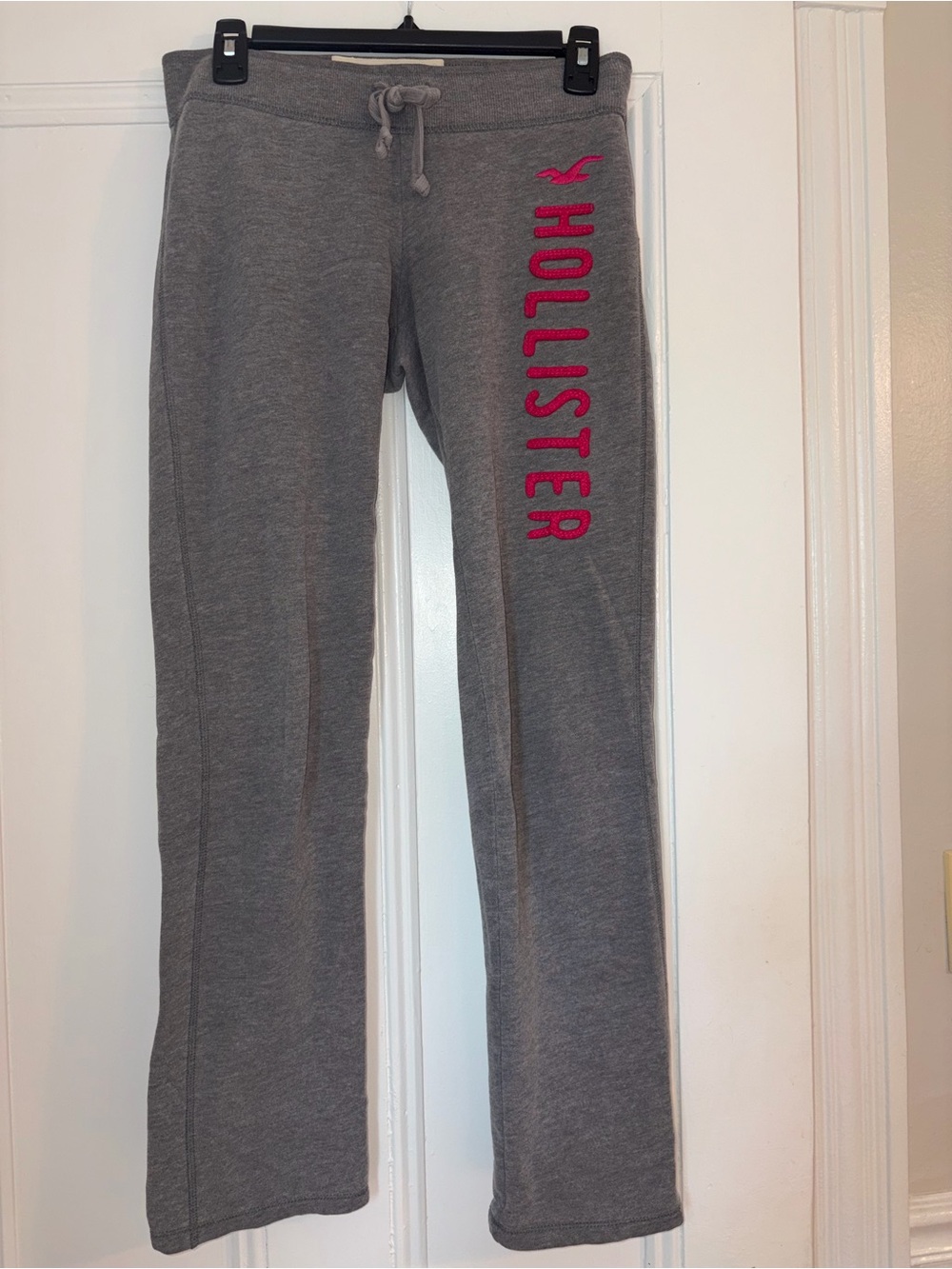 Y2K Hollister Womens Sweatpants Gray and Pink Logo Small
